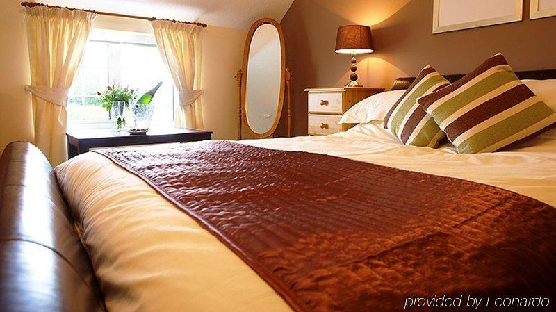 Ganton Greyhound Inn Екстериор снимка