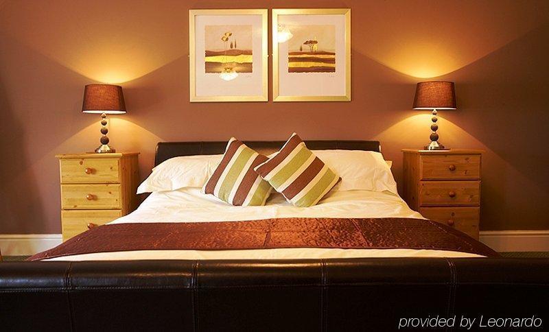 Ganton Greyhound Inn Екстериор снимка